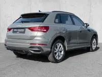 Gebraucht Audi Q3 Ambiente 150 PS (110 kW) 2023 Chronosgrau metallic SUV