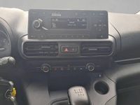 Gebraucht Fiat Doblò 101 PS (74 kW) 2023 Weiß Van / Kleinbus