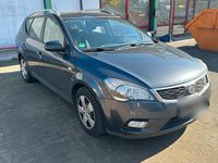 Gebraucht Kia Ceed 90 PS (66 kW) 2011 Grau Kleinwagen