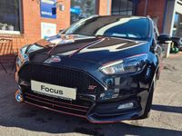 Gebraucht Ford Focus ST 185 PS (136 kW) 2016 Shadow black Kombi