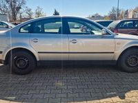 Gebraucht VW Passat 102 PS (75 kW) 2001 Silber Limousine