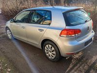 Gebraucht VW Golf VI 85 PS (62 kW) 2011 Grau Kleinwagen