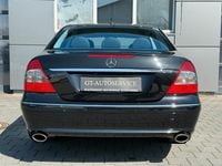Gebraucht Mercedes E350 Avantgarde 272 PS (200 kW) 2006 Schwarz Limousine