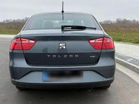 Gebraucht Seat Toledo CONNECT 90 PS (66 kW) 2016 Grau Kleinwagen