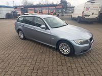 Gebraucht BMW 320 170 PS (125 kW) 2009 Blau Kombi