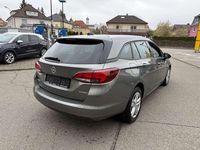 Używany Opel Astra Dynamic 125 KM (91 kW) 2017 Szary Kombi