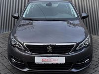 Gebraucht Peugeot 308 Active 131 PS (96 kW) 2021 Grau Kleinwagen