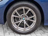 gebraucht BMW 318 i Touring Sport Line DAB WLAN Tempomat AHK