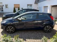 Gebraucht Ford Fiesta 60 PS (44 kW) 2015 Blau Kleinwagen