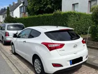 Gebraucht Hyundai i30 Classic 99 PS (72 kW) 2012 Weiß Limousine