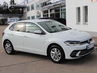 Gebraucht VW Polo Style 95 PS (69 kW) 2023 Pure white Kleinwagen