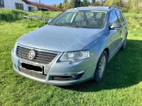 Gebraucht VW Passat 140 PS (102 kW) 2011 Blau Kombi