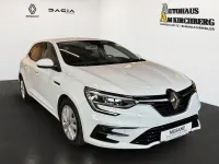 Gebraucht Renault Megane E-Tech Business 158 PS (116 kW) 2022 Weiß Limousine
