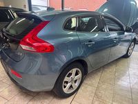 Second-hand Volvo V40 150 CP (110 kW) 2012 Hatchback