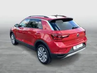 Gebraucht VW T-Roc Move 150 PS (110 kW) 2023 Rot SUV