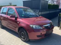 Usata Mazda 2 80 CV (58 kW) 2006 Viola Utilitaria