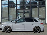 Gebraucht Audi RS3 Ambiente 400 PS (294 kW) 2017 Grau Limousine