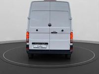 Gebraucht VW Crafter 103 PS (75 kW) 2024 Weiß Van