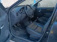 Gebraucht Dacia Duster Ambiance 102 PS (75 kW) 2011 Schwarz SUV