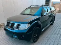 Gebraucht Nissan Navara 231 PS (169 kW) 2013 Schwarz Pickup