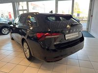 Gebraucht Skoda Octavia Selection 150 PS (110 kW) 2025 Cerna magic/black magic Kombi