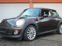 Gebraucht Mini Cooper 122 PS (89 kW) 2010 Braun Kleinwagen