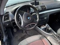 Gebraucht BMW 118 143 PS (105 kW) 2009 Schwarz Kleinwagen