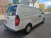 Gebraucht Hyundai H-1 110 PS (80 kW) 2011 Weiß Van / Kleinbus