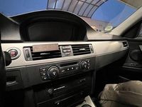 Gebraucht BMW 325 218 PS (160 kW) 2005 Silber Limousine