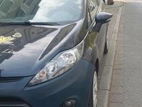 Gebraucht Ford Fiesta 60 PS (44 kW) 2011 Schwarz Kleinwagen