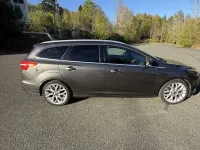 Gebraucht Ford Focus Titanium 150 PS (110 kW) 2015 Grau Kombi