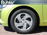 Neu Hyundai i20 Select 90 PS (66 kW) 2026 Lucid lime metallic Kleinwagen