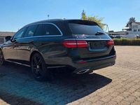 Second-hand Mercedes E300 194 CP (142 kW) 2020 Negru Break