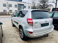Gebraucht Toyota RAV4 Executive 150 PS (110 kW) 2009 Silber SUV