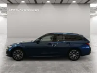 Gebraucht BMW 330e Sport Line 292 PS (214 kW) 2023 Blau Kombi