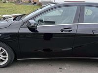 Gebraucht Mercedes A180 Urban 122 PS (89 kW) 2013 Limousine