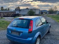 Usata Ford Fiesta 75 CV (55 kW) 2003 Blu Utilitaria