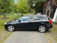 Gebraucht Opel Astra 110 PS (80 kW) 2011 Schwarz Kombi