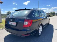 Gebraucht Skoda Superb Ambition 170 PS (125 kW) 2010 Schwarz Kombi