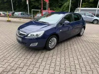 Gebraucht Opel Astra Design Edition 120 PS (88 kW) 2011 Ozean blau (p2) Kleinwagen
