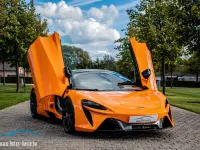 Gebraucht McLaren Artura 681 PS (500 kW) 2023 Orange Coupé