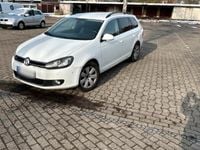Gebraucht VW Golf VI 105 PS (77 kW) 2011 Weiß Kleinwagen