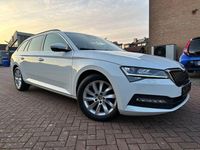 Gebraucht Skoda Superb 200 PS (147 kW) 2023 Weiß Limousine
