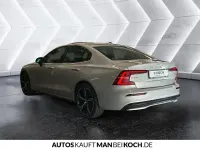 Gebraucht Volvo S60 145 PS (106 kW) 2023 Limousine