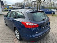 Gebraucht Ford Focus Trend 101 PS (74 kW) 2014 Blau Kombi