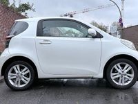 Gebraucht Toyota iQ 68 PS (50 kW) 2009 Weiß Kleinwagen
