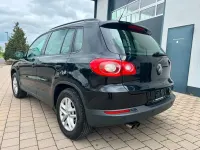 Gebraucht VW Tiguan Trendline 122 PS (89 kW) 2010 Schwarz SUV