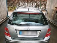 Gebraucht Mercedes C200 136 PS (100 kW) 2010 Grau Kombi