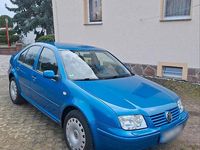 Gebraucht VW Bora 115 PS (84 kW) 1999 Blau Limousine