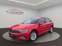 Gebraucht VW Passat 122 PS (89 kW) 2023 Rot Kombi